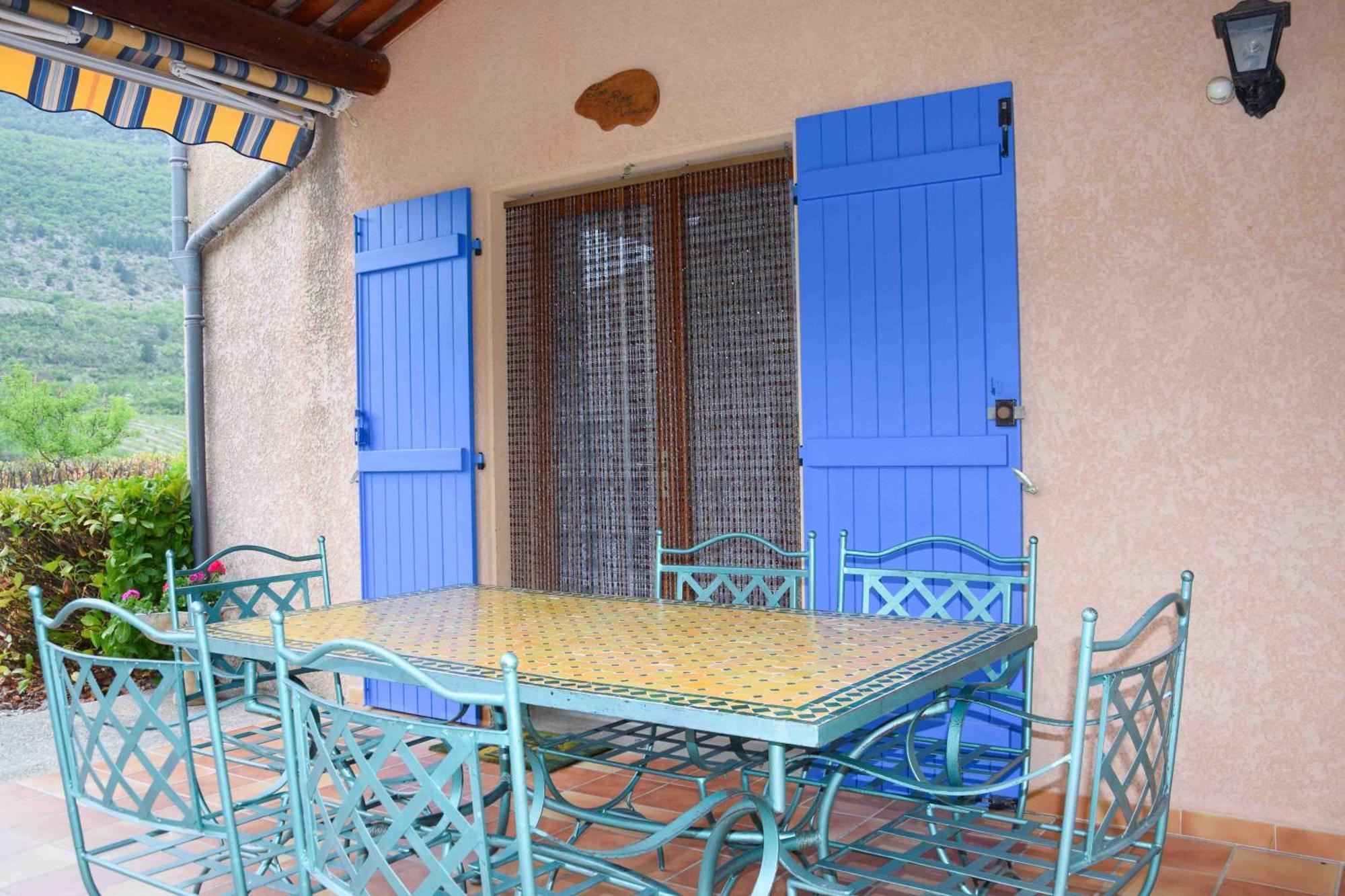 Гостевой дом Les Grands Pres Des Baronnies La Roche-sur-le-Buis Экстерьер фото